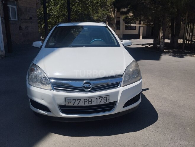 Opel Astra 2009, 300,000 km - 1.3 l - Sumqayıt