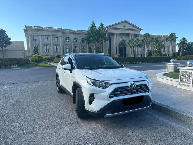 Toyota RAV4 2021, 28,000 km - 2.5 л - Bakı