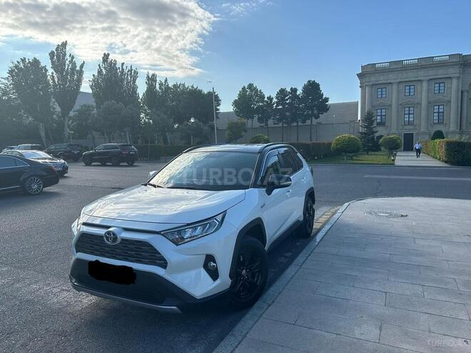 Toyota RAV4 2021, 28,000 km - 2.5 л - Bakı