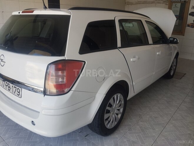 Opel Astra 2009, 300,000 km - 1.3 l - Sumqayıt