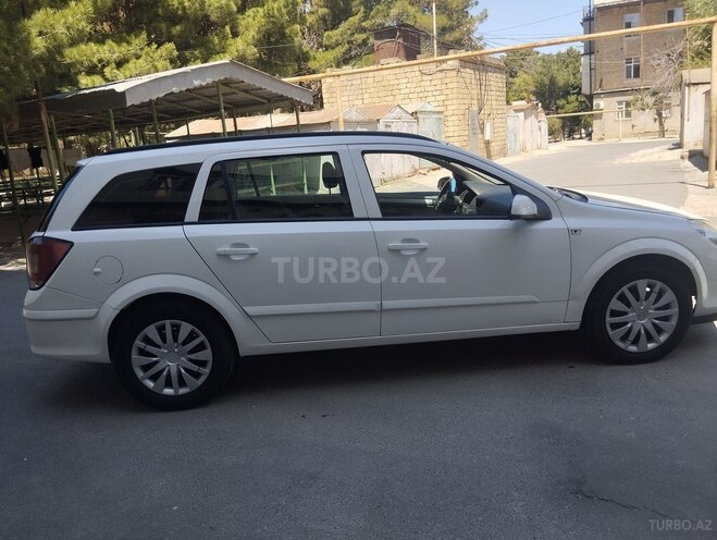 Opel Astra 2009, 300,000 km - 1.3 l - Sumqayıt