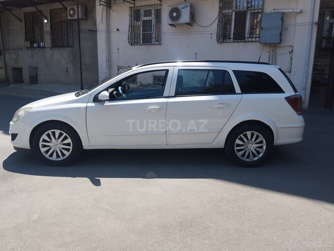 Opel Astra 2009, 300,000 km - 1.3 l - Sumqayıt