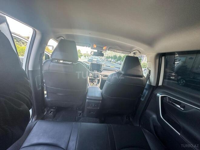 Toyota RAV4 2021, 28,000 km - 2.5 л - Bakı