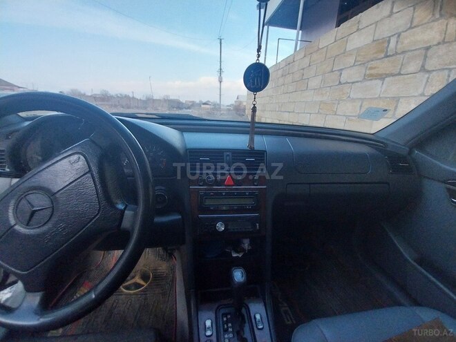 Mercedes C 230 1997, 253,000 km - 2.3 l - Sabirabad