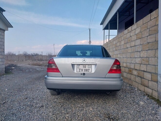 Mercedes C 230 1997, 253,000 km - 2.3 l - Sabirabad