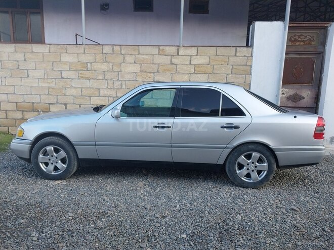 Mercedes C 230 1997, 253,000 km - 2.3 l - Sabirabad