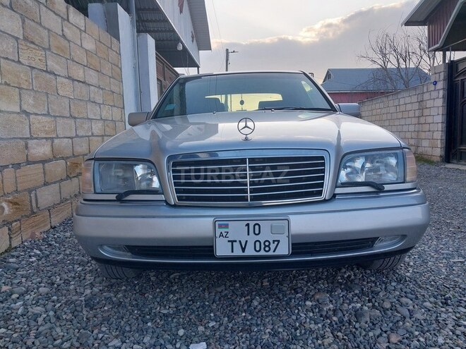 Mercedes C 230 1997, 253,000 km - 2.3 l - Sabirabad