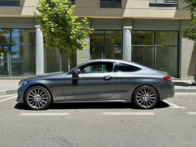 Mercedes C 300 4MATIC 2016, 96,000 km - 2.0 l - Bakı