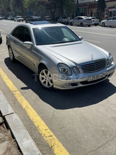Mercedes E 240 2003, 170,000 km - 2.6 l - Mingəçevir