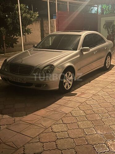 Mercedes E 240 2003, 170,000 km - 2.6 l - Mingəçevir