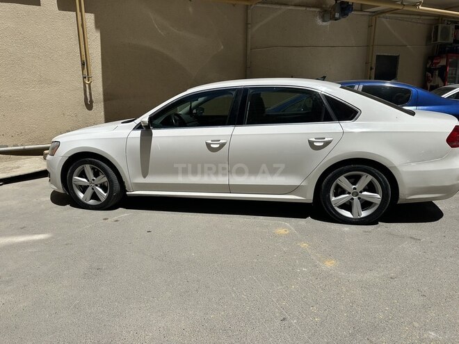 Volkswagen Passat 2015, 173,809 km - 2.5 l - Xırdalan