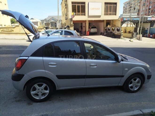 Kia Rio 2006, 400,000 km - 1.4 l - Bakı