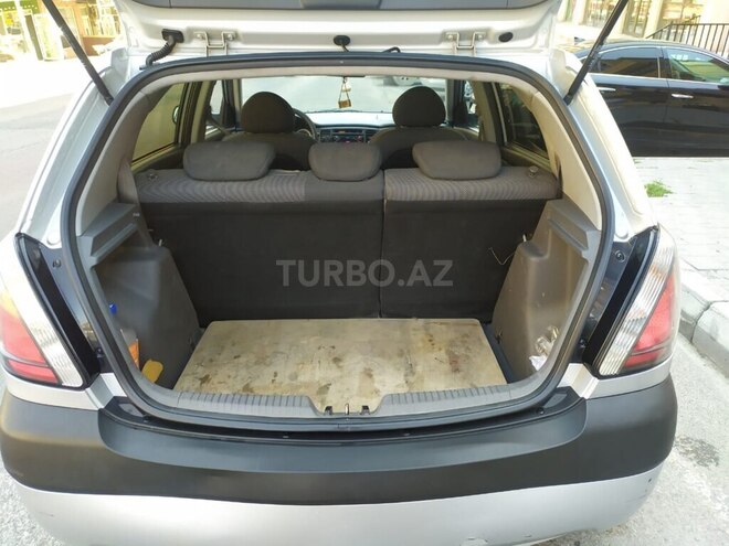 Kia Rio 2006, 400,000 km - 1.4 l - Bakı