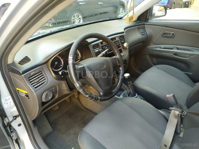 Kia Rio 2006, 400,000 km - 1.4 l - Bakı
