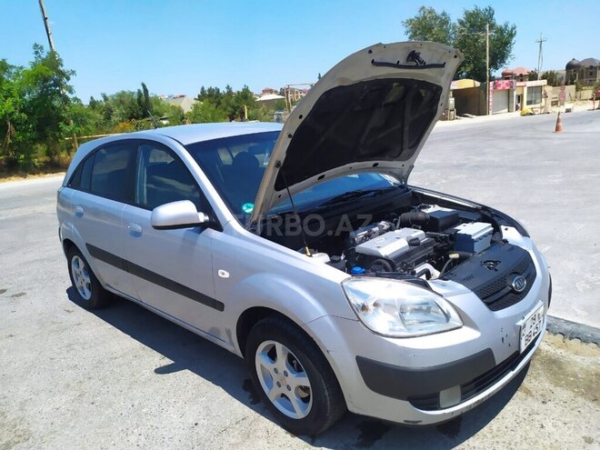 Kia Rio 2006, 400,000 km - 1.4 l - Bakı