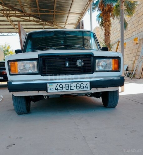 LADA (VAZ) 2107 2006, 95,000 km - 1.6 l - Saatlı