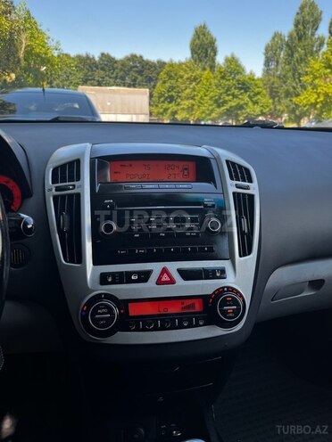 Kia  2008, 240,000 km - 1.6 l - Masallı