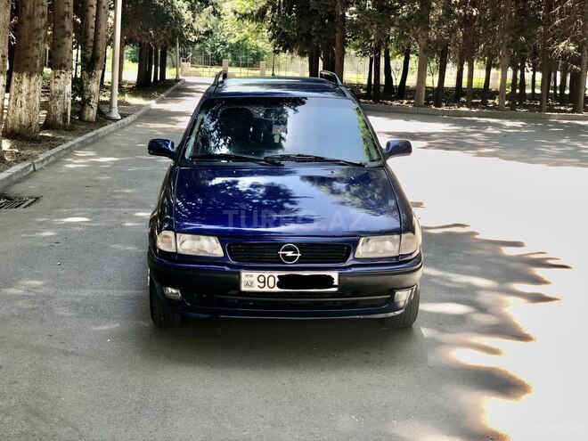 Opel Astra 1997, 325,000 km - 1.6 l - Mingəçevir