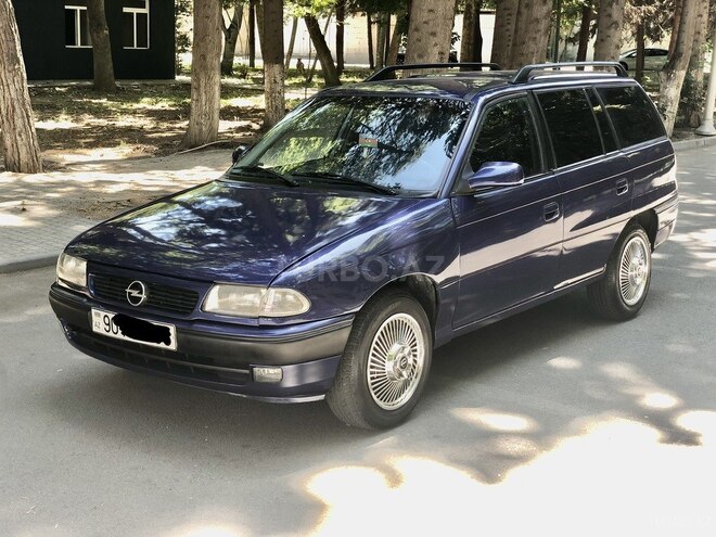 Opel Astra 1997, 325,000 km - 1.6 l - Mingəçevir