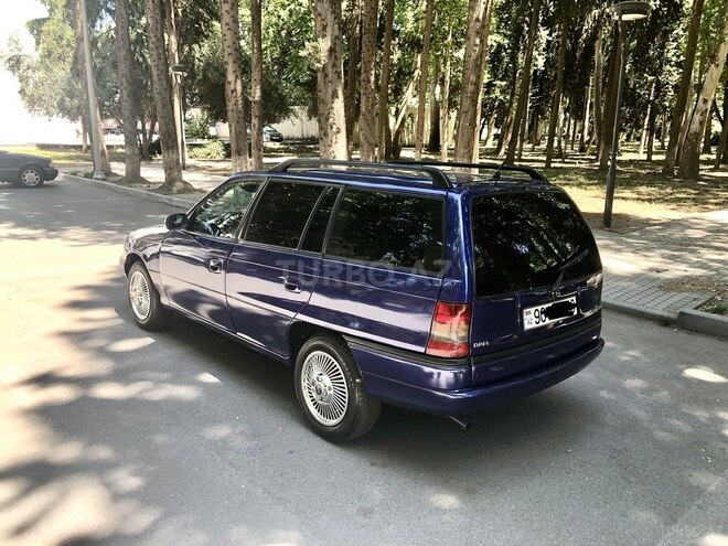 Opel Astra 1997, 325,000 km - 1.6 l - Mingəçevir