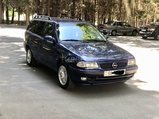 Opel Astra 1997, 325,000 km - 1.6 l - Mingəçevir