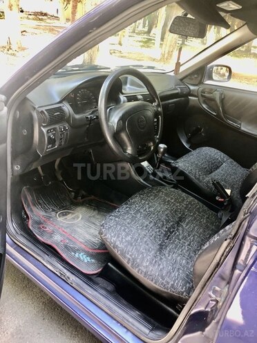 Opel Astra 1997, 325,000 km - 1.6 l - Mingəçevir