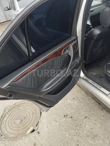 Mercedes E 320 2000, 360,000 km - 3.2 l - Bakı