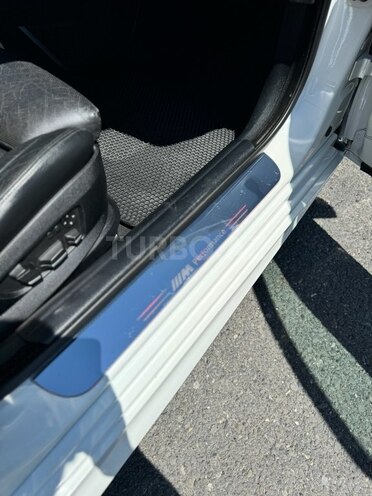 BMW 535 2010, 260,000 km - 3.0 l - Zaqatala