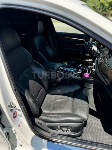 BMW 535 2010, 260,000 km - 3.0 l - Zaqatala
