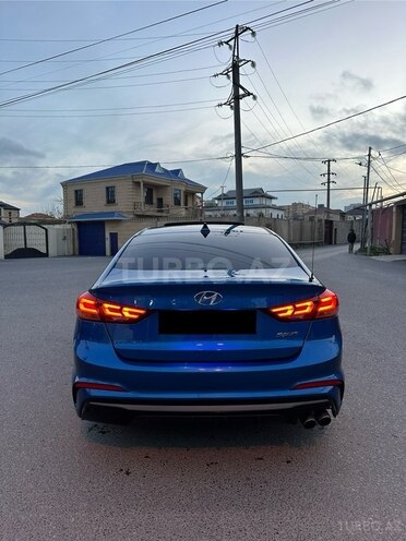 Hyundai Elantra 2018, 134,000 km - 1.6 l - Bakı
