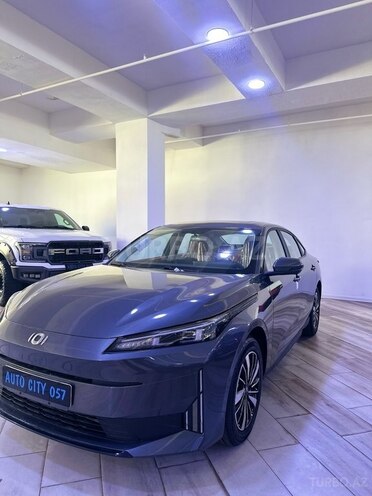Changan Qiyuan A05-3