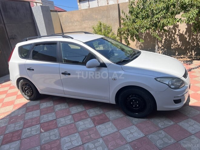 Hyundai i30 2009, 333,000 km - 1.6 l - Bakı