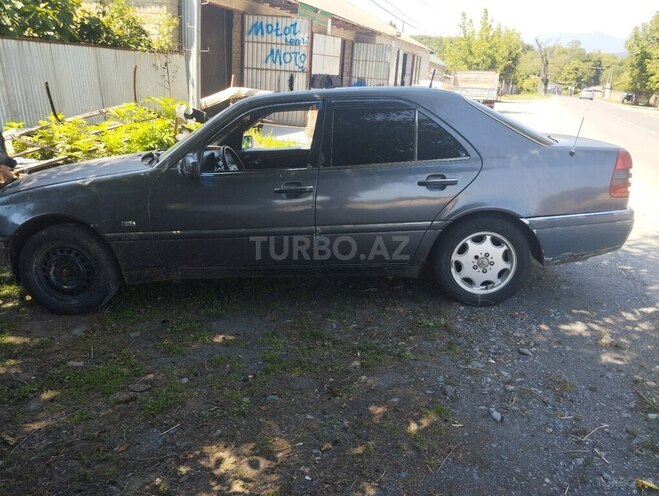 Mercedes C 220 1995, 401,000 km - 2.2 l - Balakən