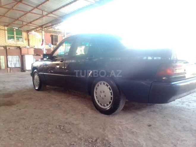 Mercedes 190 1992, 338,638 km - 2.3 l - Sabirabad