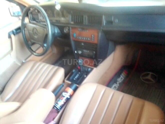 Mercedes 190 1992, 338,638 km - 2.3 l - Sabirabad