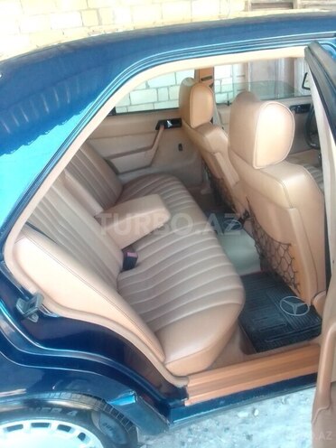 Mercedes 190 1992, 338,638 km - 2.3 l - Sabirabad