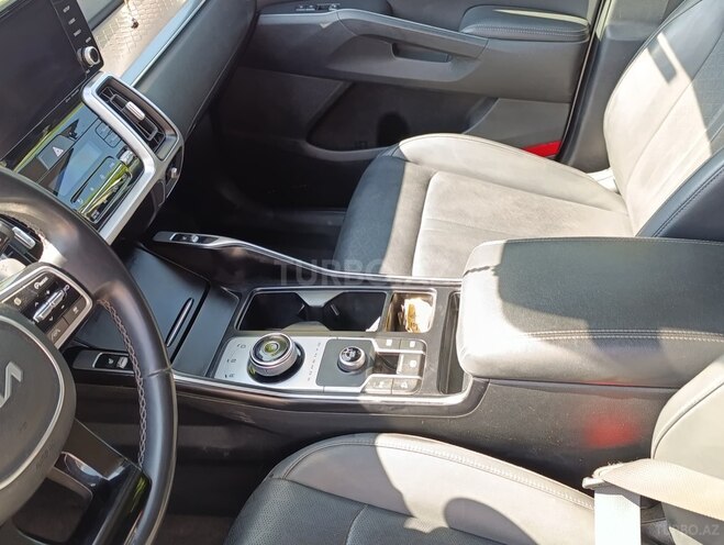 Kia Sorento-9