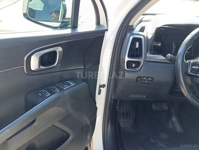 Kia Sorento-8