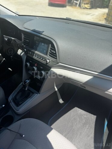 Hyundai Elantra 2018, 106,000 km - 2.0 l - Bakı