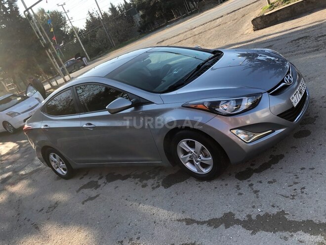 Hyundai Elantra 2015, 225,308 km - 1.8 l - Bakı