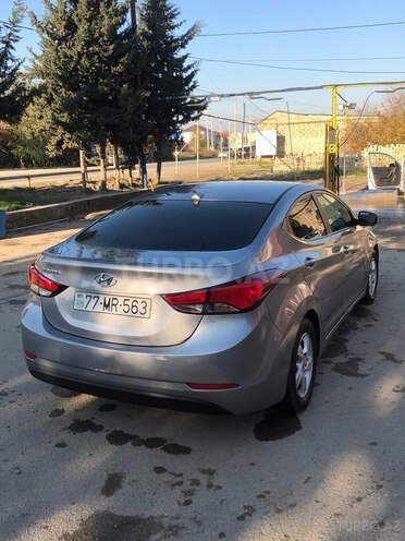 Hyundai Elantra 2015, 225,308 km - 1.8 l - Bakı