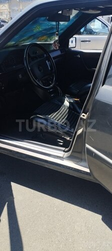 Mercedes 300 D 1989, 566,228 km - 3.0 l - Balakən