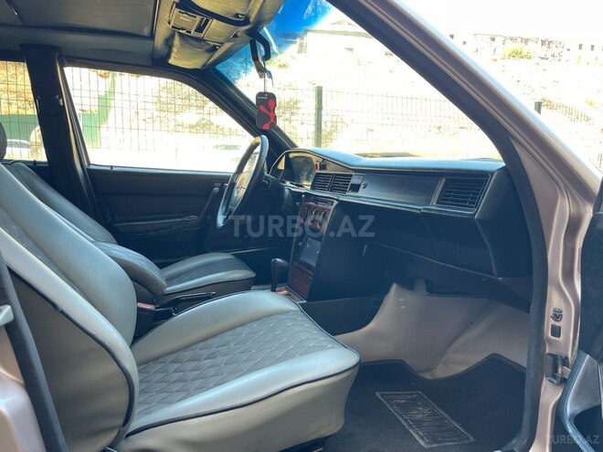 Mercedes 190 1992, 427,381 km - 2.0 l - Bakı