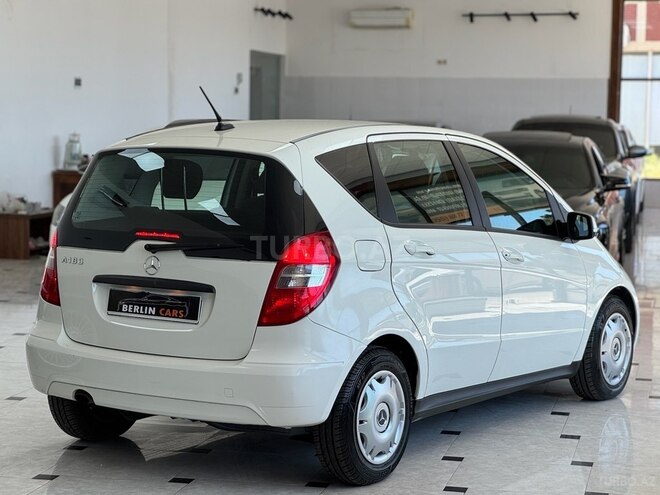 Mercedes A 170-9