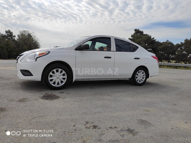 Nissan Sunny 2015, 260,000 km - 1.5 l - Bakı