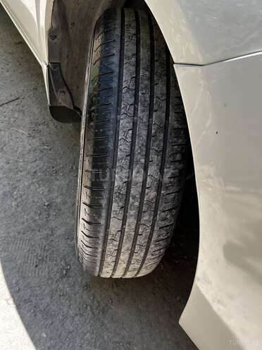 Nissan Sunny 2015, 260,000 km - 1.5 l - Bakı
