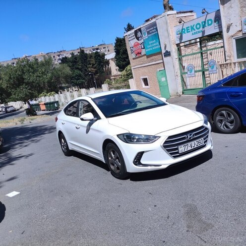 Hyundai Avante 2016, 170,000 km - 1.6 l - Bakı