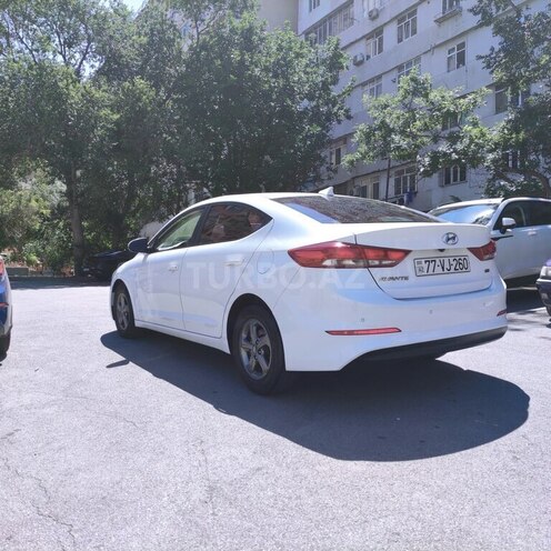 Hyundai Avante 2016, 170,000 km - 1.6 l - Bakı