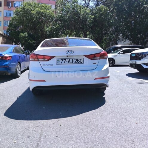 Hyundai Avante 2016, 170,000 km - 1.6 l - Bakı