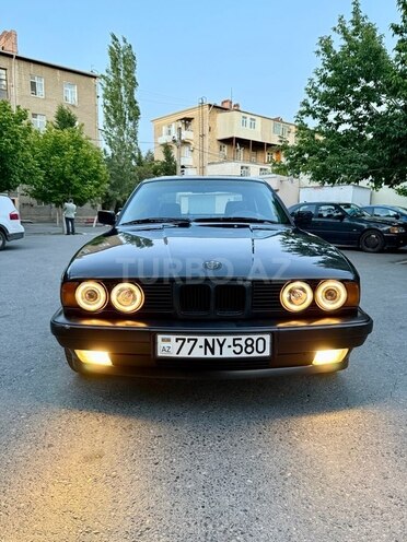 BMW 520 1992, 332,000 km - 2.0 l - Sumqayıt